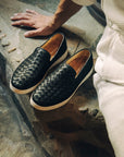 Black Woven Beacon