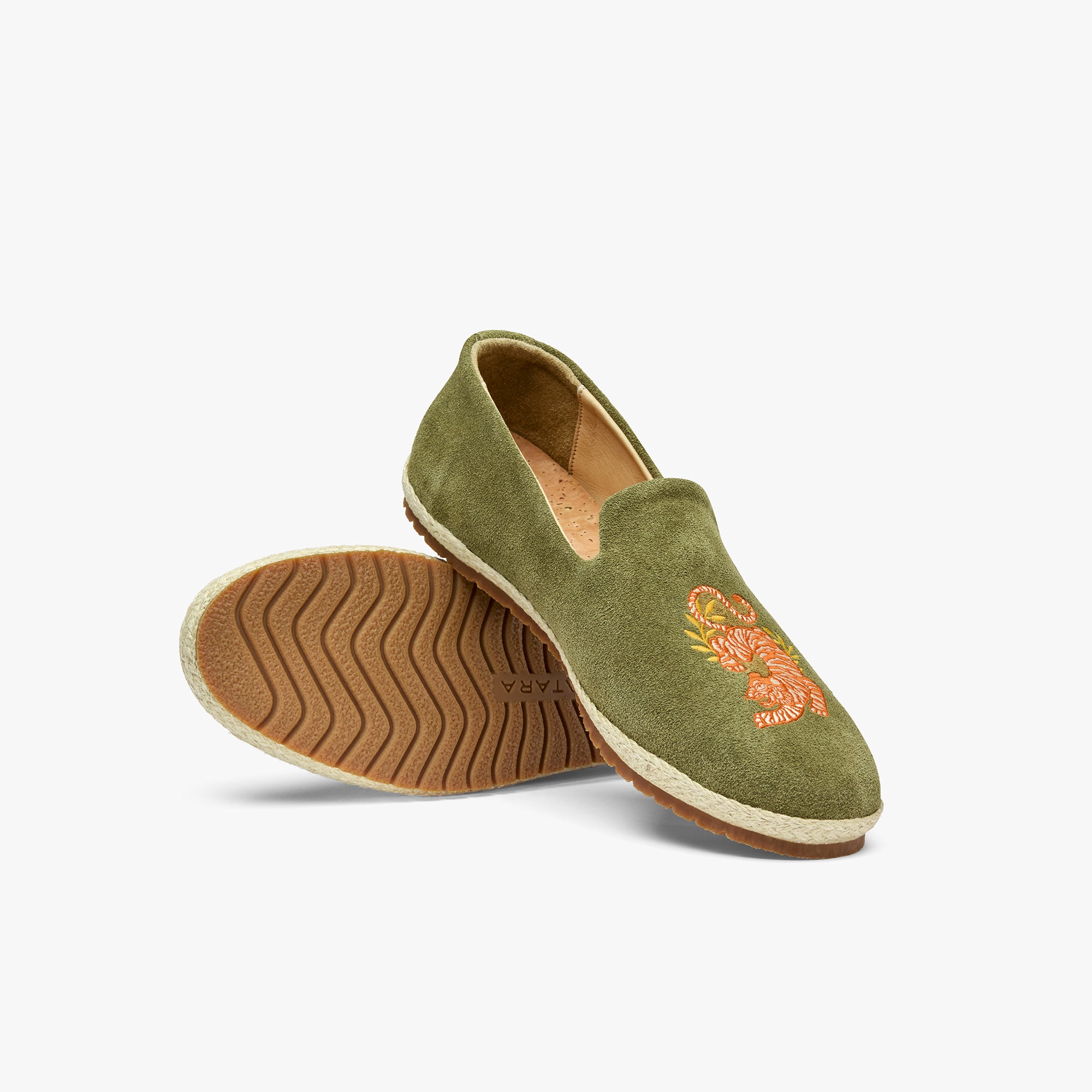 Tiger Smoking Slipper